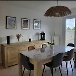 Belle Maison Proche De La *